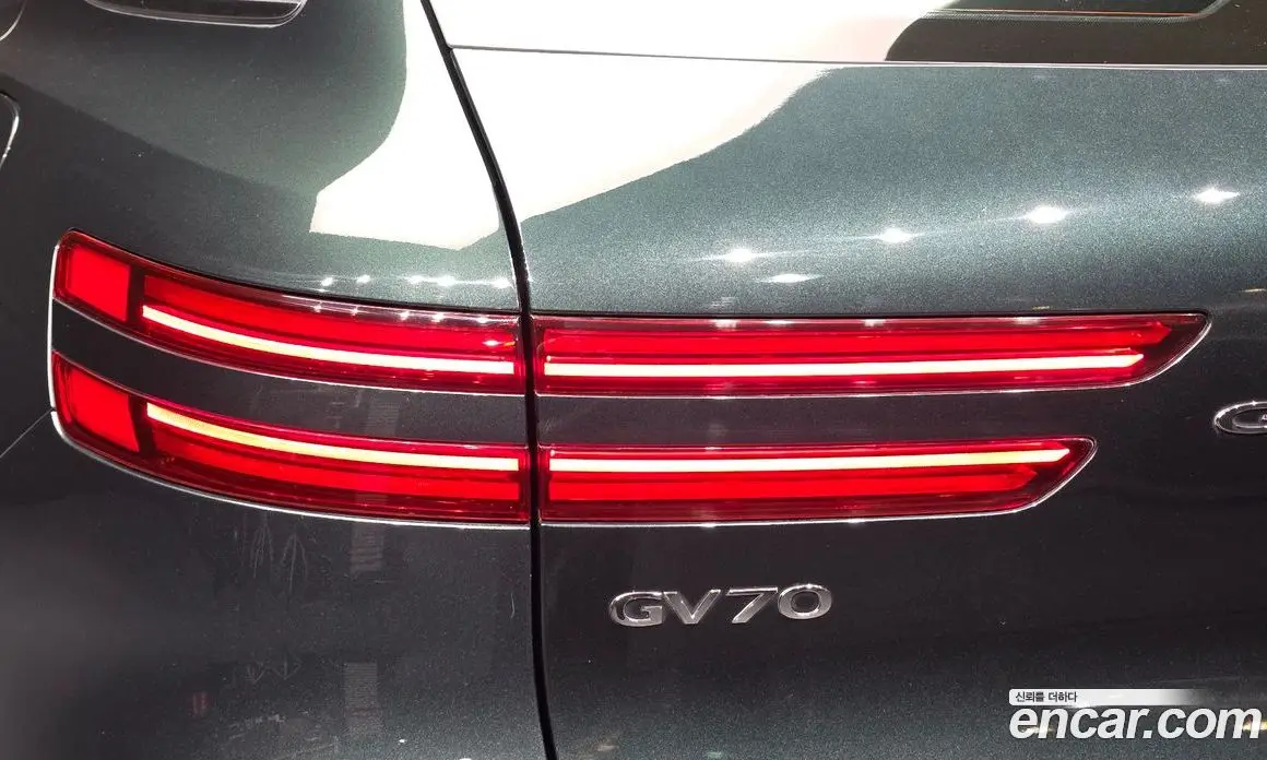 Genesis GV70 2021 2.5 автомат (гидро), фото 9