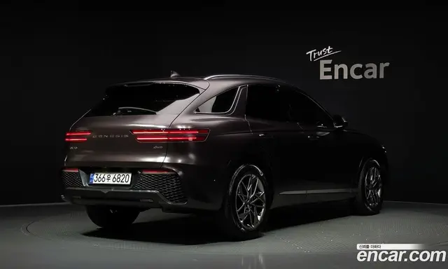 Genesis GV70 2021 2.2 автомат (гидро), миниатюра 2
