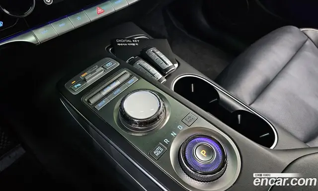 Genesis GV70 2022 0.1 автомат (гидро), миниатюра 11 Genesis GV70 2022 0.1 автомат (гидро), миниатюра 11