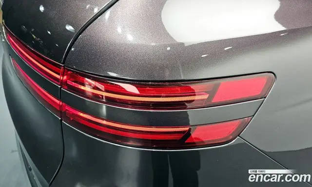 Genesis GV70 2022 0.1 автомат (гидро), миниатюра 8 Genesis GV70 2022 0.1 автомат (гидро), миниатюра 8