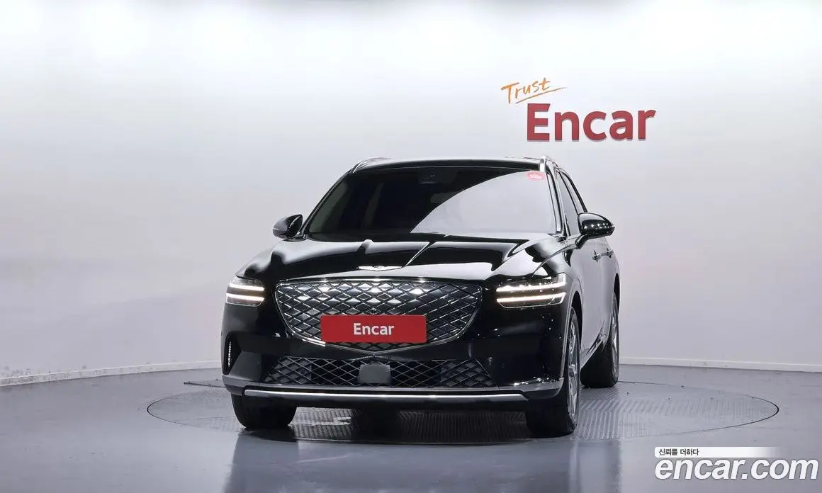 Genesis GV70 2022 0.1 автомат (гидро), фото 3 Genesis GV70 2022 0.1 автомат (гидро), фото 3