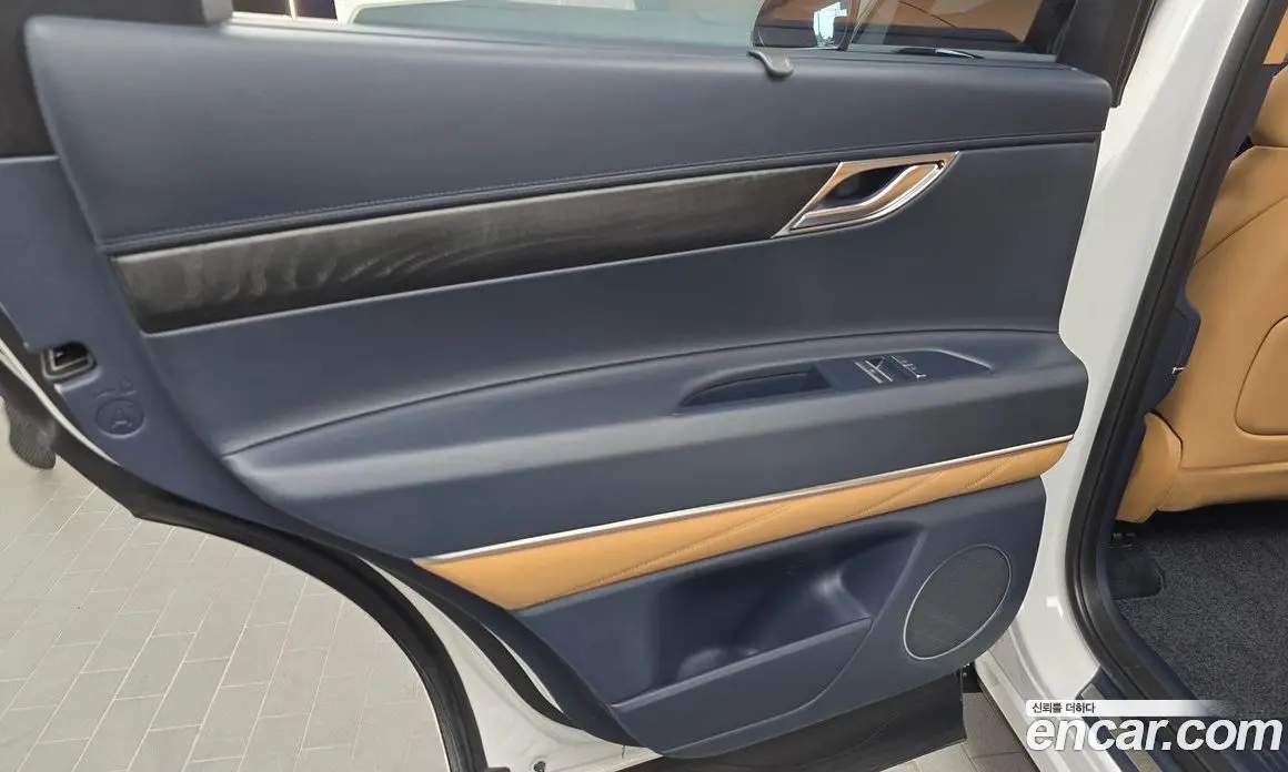 Genesis GV80 2022 2.5 автомат (гидро), фото 15