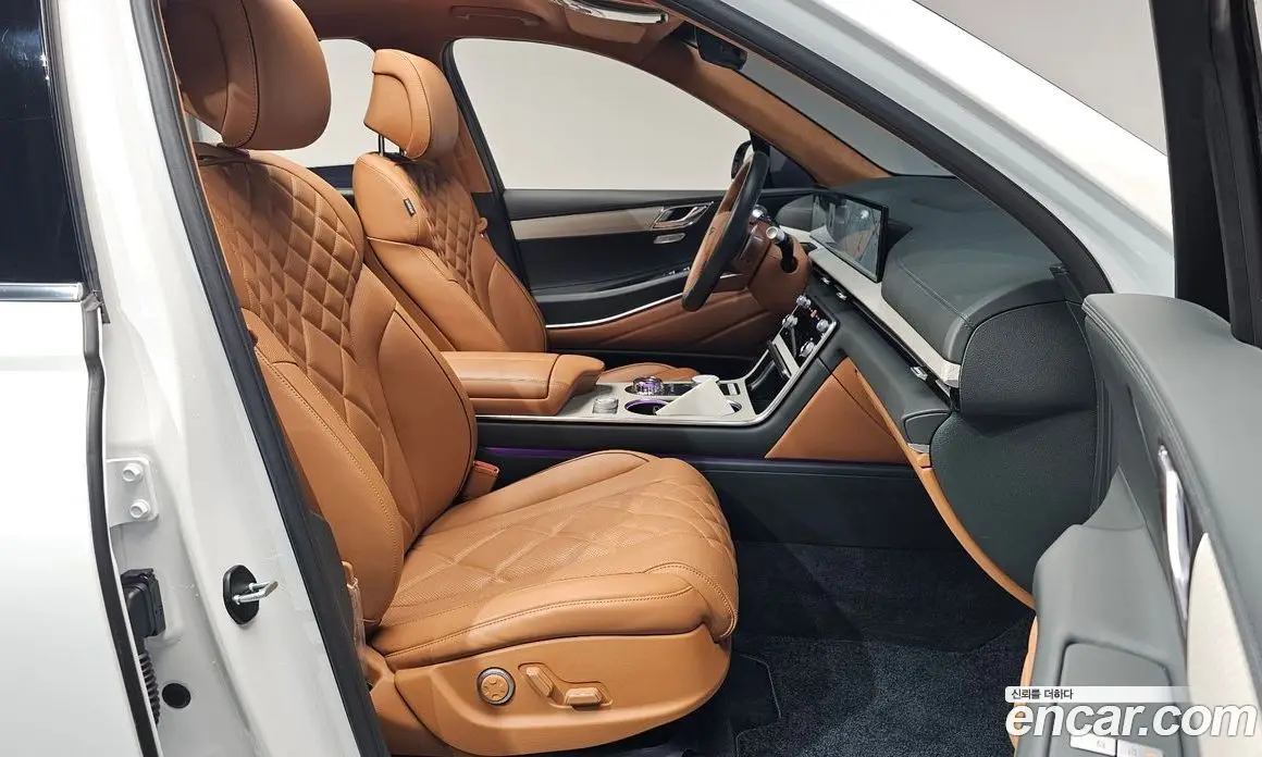 Genesis GV80 2024 2.5 автомат (гидро), фото 15 Genesis GV80 2024 2.5 автомат (гидро), фото 15