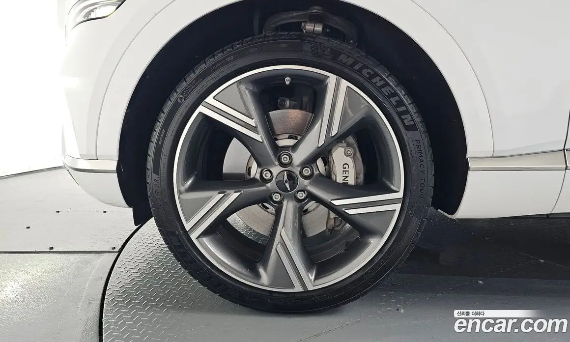 Genesis GV80 2024 2.5 автомат (гидро), фото 4 Genesis GV80 2024 2.5 автомат (гидро), фото 4