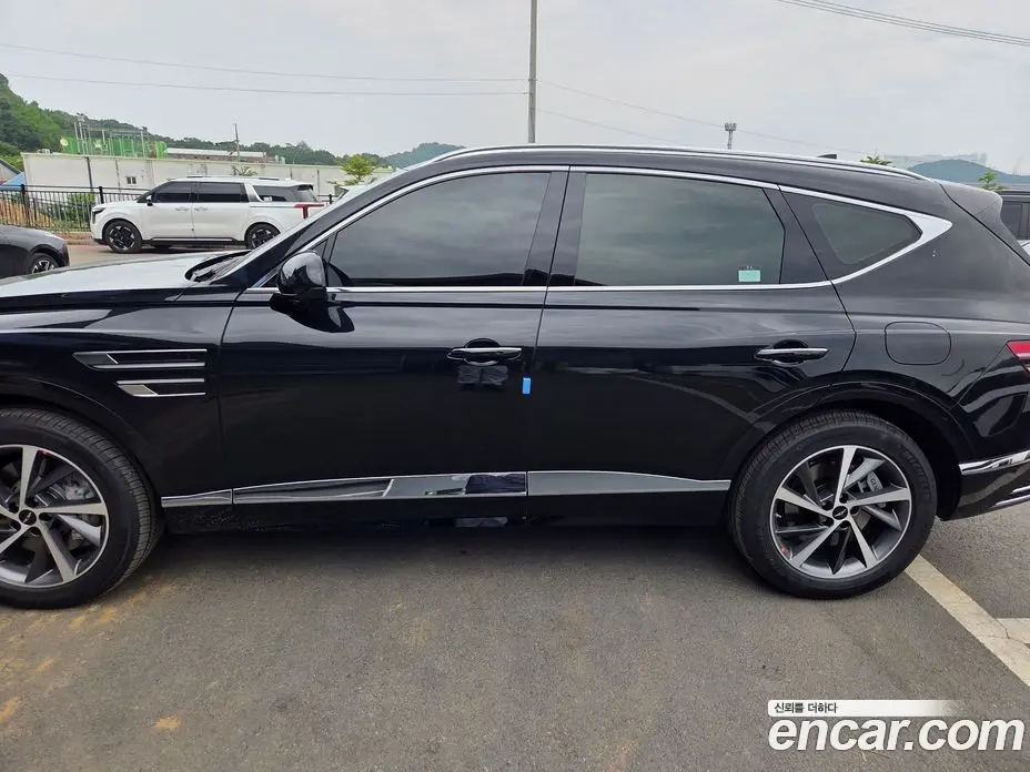 Genesis GV80 2026 2.5 автомат (гидро), фото 3 Genesis GV80 2026 2.5 автомат (гидро), фото 3