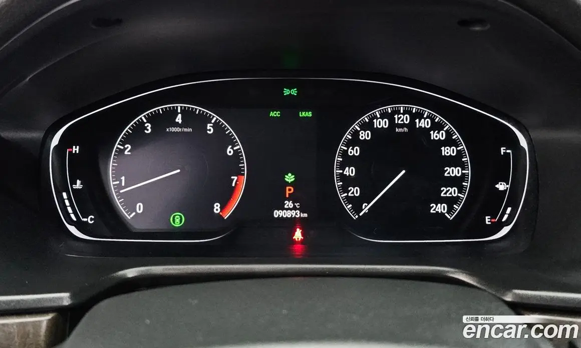 Honda Accord 2018 2.0 автомат (гидро), фото 11