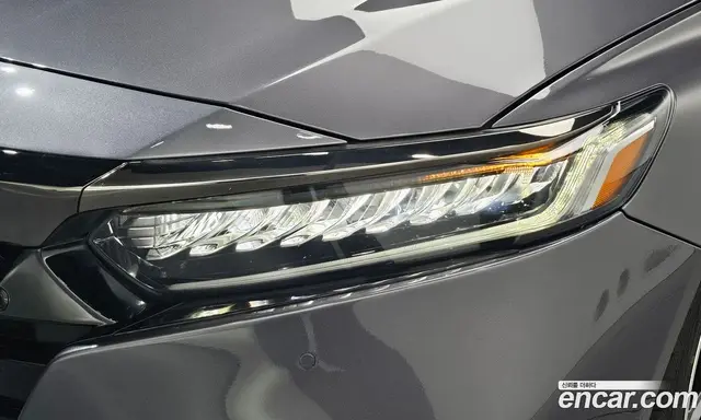 Honda Accord 2018 2.0 автомат (гидро), миниатюра 8