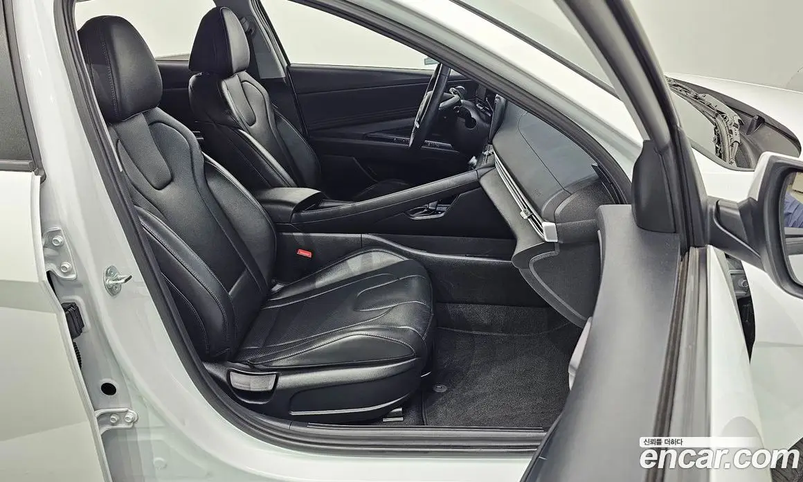 Hyundai Avante 2024 1.6 автомат (гидро), фото 13 Hyundai Avante 2024 1.6 автомат (гидро), фото 13