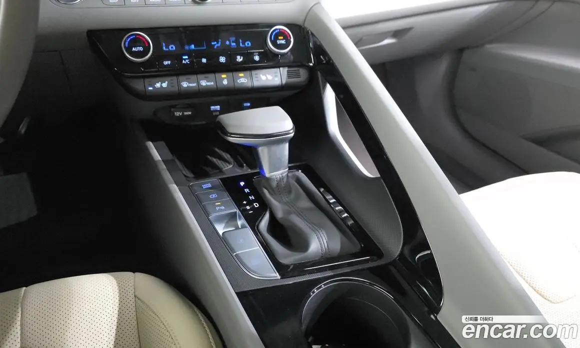 Hyundai Avante 2024 1.6 автомат (гидро), фото 12 Hyundai Avante 2024 1.6 автомат (гидро), фото 12