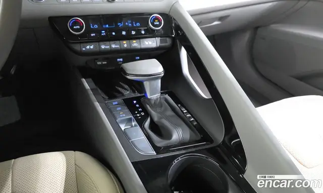 Hyundai Avante 2024 1.6 автомат (гидро), миниатюра 12