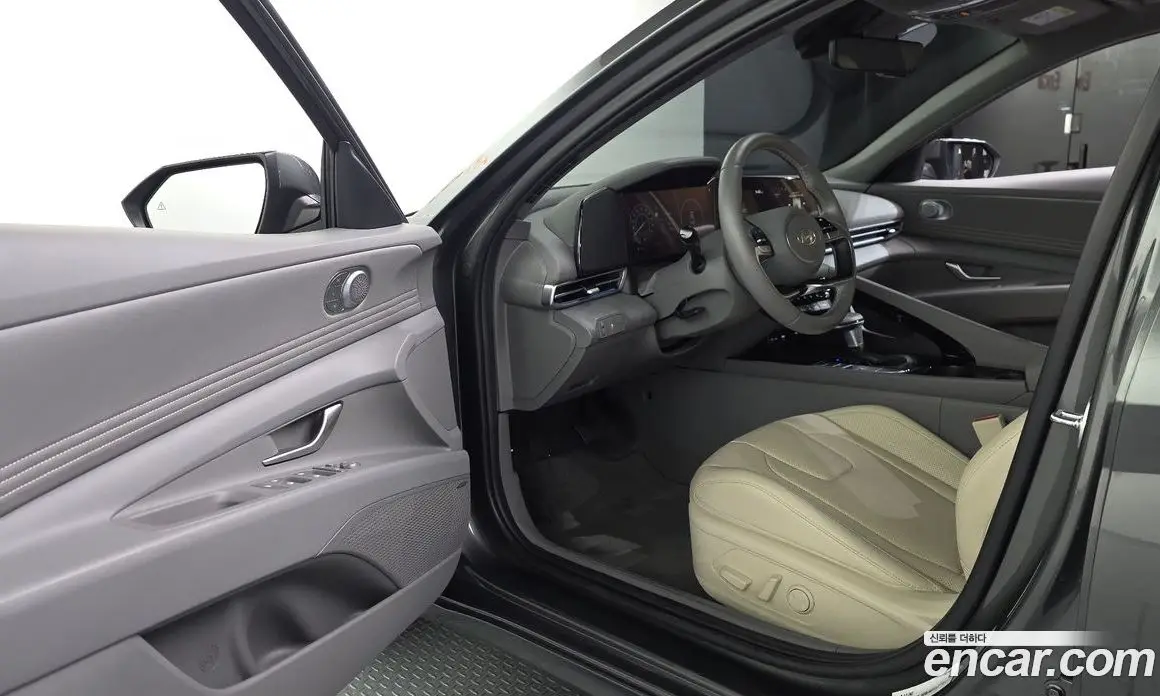 Hyundai Avante 2024 1.6 автомат (гидро), фото 13 Hyundai Avante 2024 1.6 автомат (гидро), фото 13