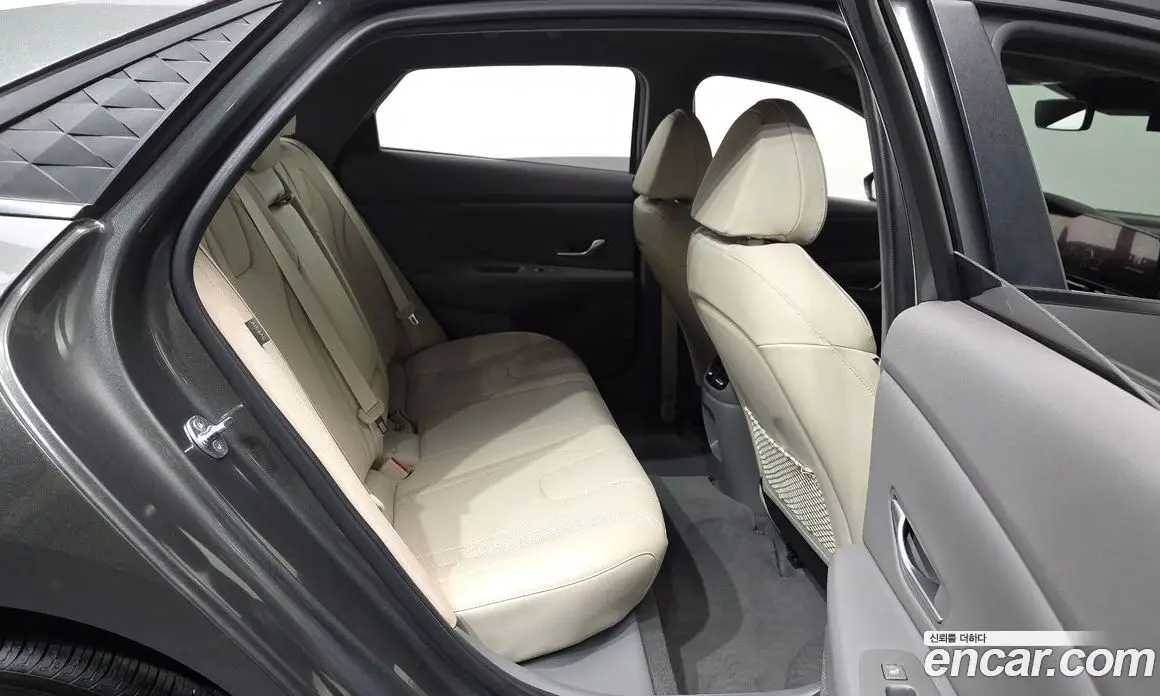 Hyundai Avante 2024 1.6 автомат (гидро), фото 18 Hyundai Avante 2024 1.6 автомат (гидро), фото 18