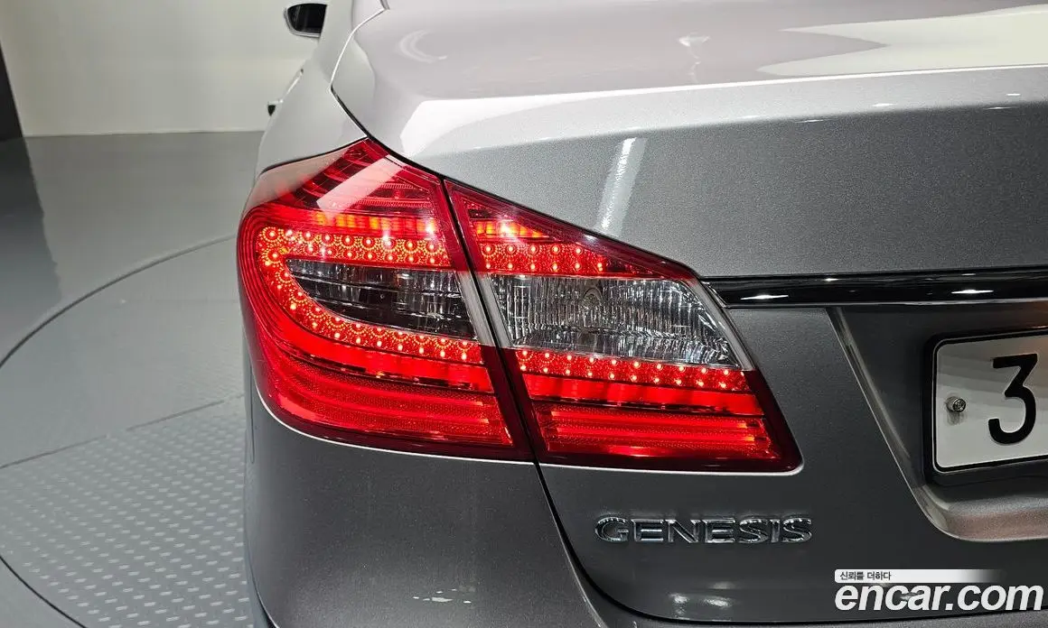 Hyundai Genesis 2013 3.3 автомат (гидро), фото 9 Hyundai Genesis 2013 3.3 автомат (гидро), фото 9