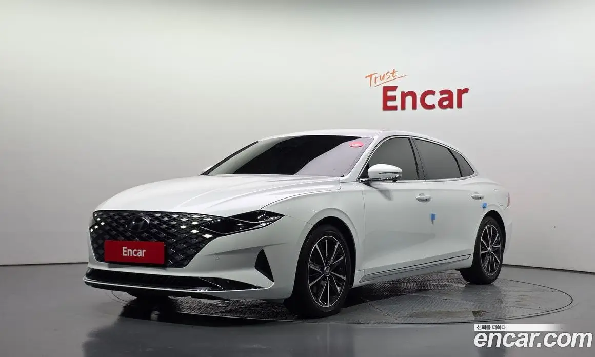 Hyundai Grandeur 2021 2.5 автомат (гидро), фото 1 Hyundai Grandeur 2021 2.5 автомат (гидро), фото 1