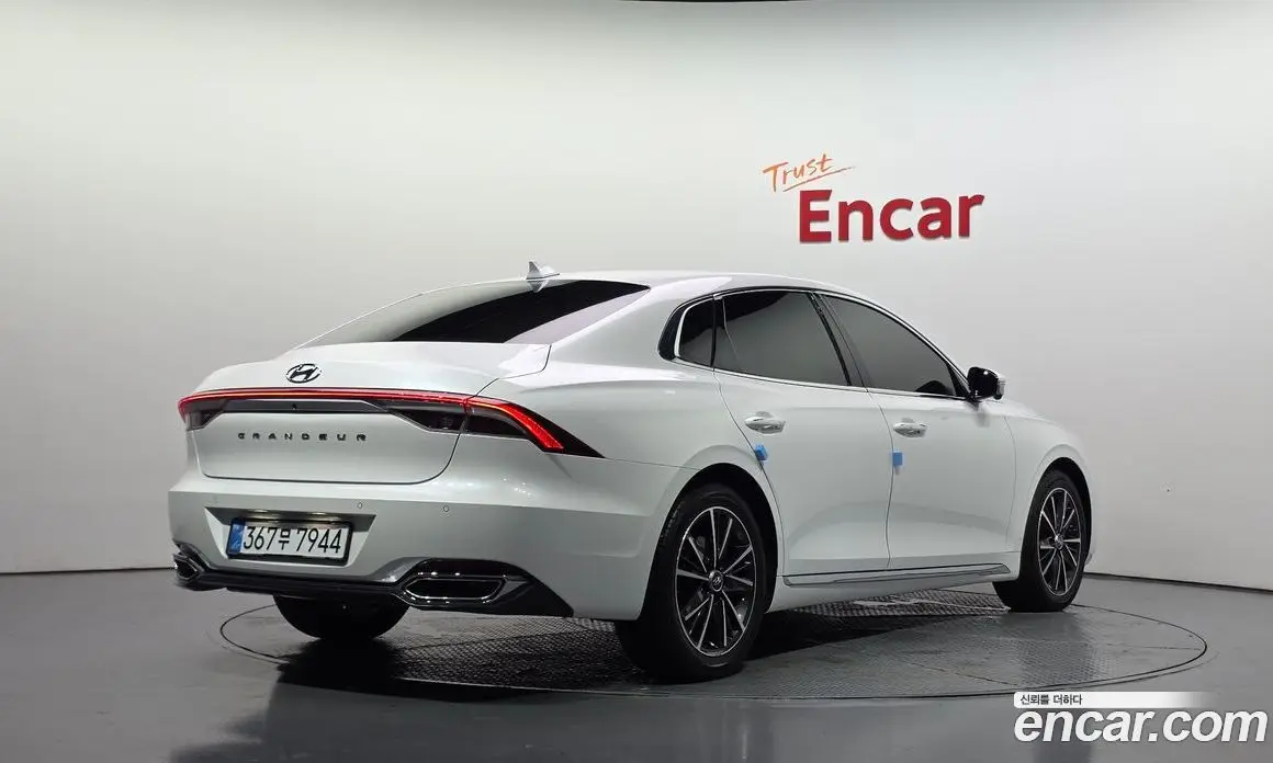 Hyundai Grandeur 2021 2.5 автомат (гидро), фото 2 Hyundai Grandeur 2021 2.5 автомат (гидро), фото 2