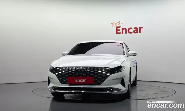 Hyundai Grandeur 2021 2.5 автомат (гидро), миниатюра 3 Hyundai Grandeur 2021 2.5 автомат (гидро), миниатюра 3