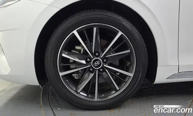 Hyundai Grandeur 2021 2.5 автомат (гидро), миниатюра 5 Hyundai Grandeur 2021 2.5 автомат (гидро), миниатюра 5