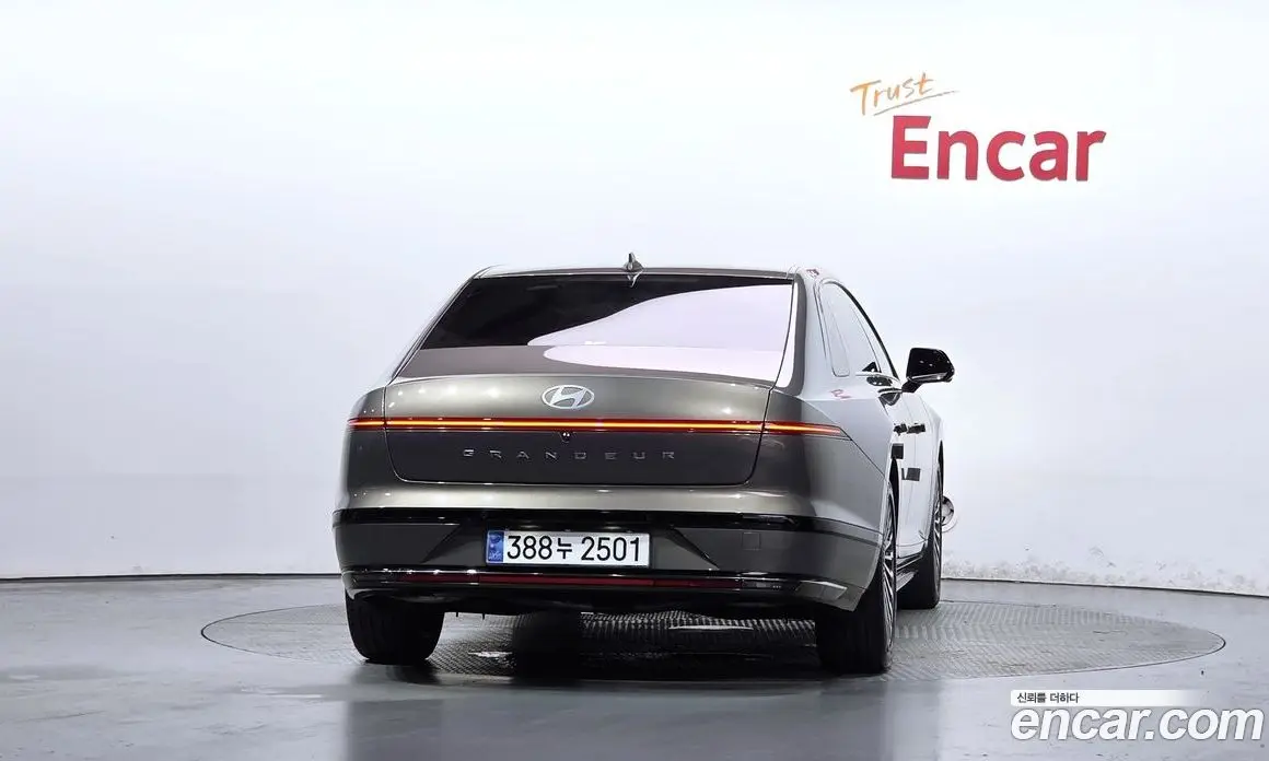 Hyundai Grandeur 2023 2.5 автомат (гидро), фото 4 Hyundai Grandeur 2023 2.5 автомат (гидро), фото 4