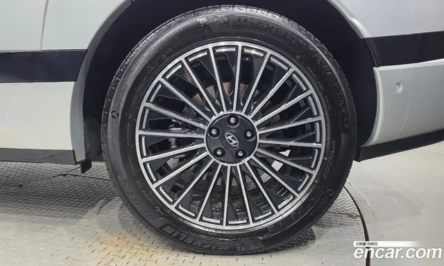 Hyundai Ioniq 9 2026 0.2 автомат (гидро), миниатюра 7