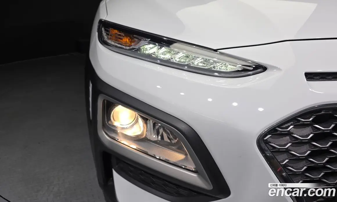Hyundai Kona 2020 1.6 автомат (гидро), фото 8