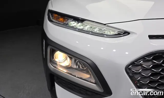 Hyundai Kona 2020 1.6 автомат (гидро), миниатюра 8
