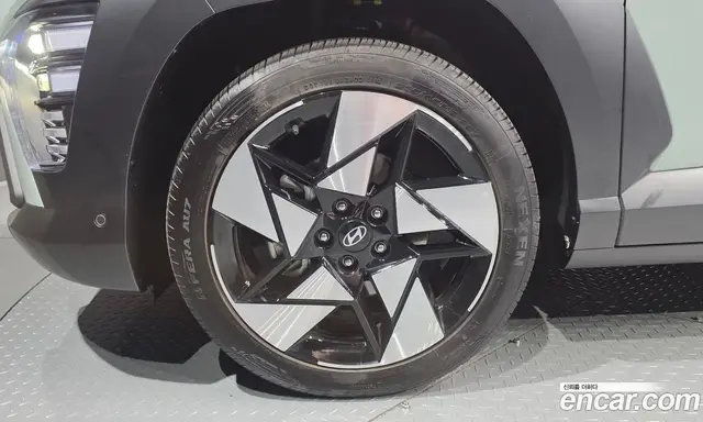 Hyundai Kona 2023 1.6 автомат (гидро), миниатюра 5 Hyundai Kona 2023 1.6 автомат (гидро), миниатюра 5