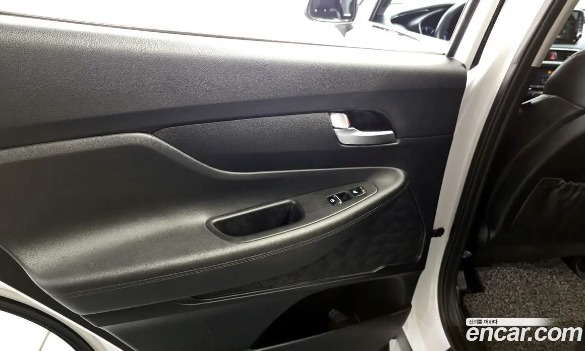Hyundai Santa Fe 2019 2.0 автомат (гидро), фото 15 Hyundai Santa Fe 2019 2.0 автомат (гидро), фото 15