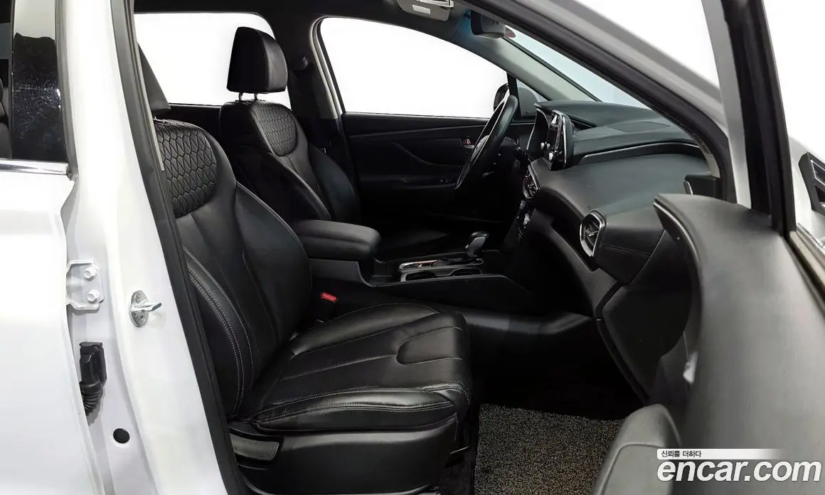 Hyundai Santa Fe 2019 2.0 автомат (гидро), фото 16 Hyundai Santa Fe 2019 2.0 автомат (гидро), фото 16