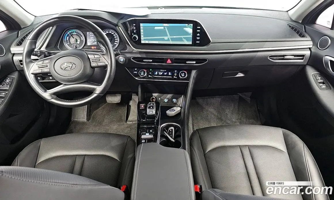 Hyundai Sonata 2020 2.0 автомат (гидро), фото 10