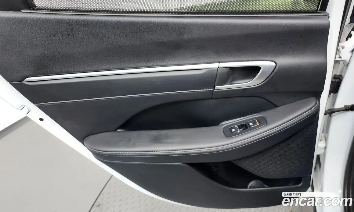 Hyundai Sonata 2021 2.0 автомат (гидро), фото 15