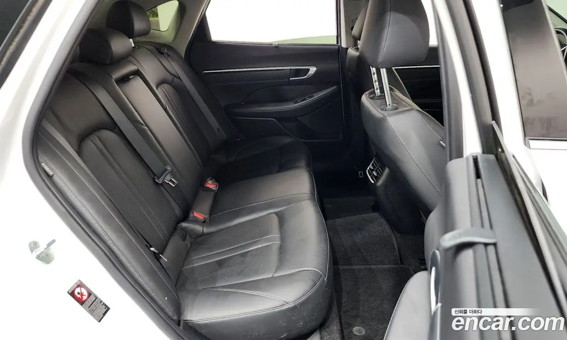 Hyundai Sonata 2021 2.0 автомат (гидро), фото 17