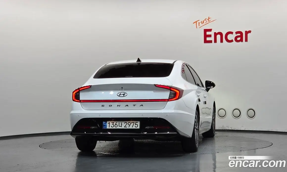 Hyundai Sonata 2021 2.0 автомат (гидро), фото 4