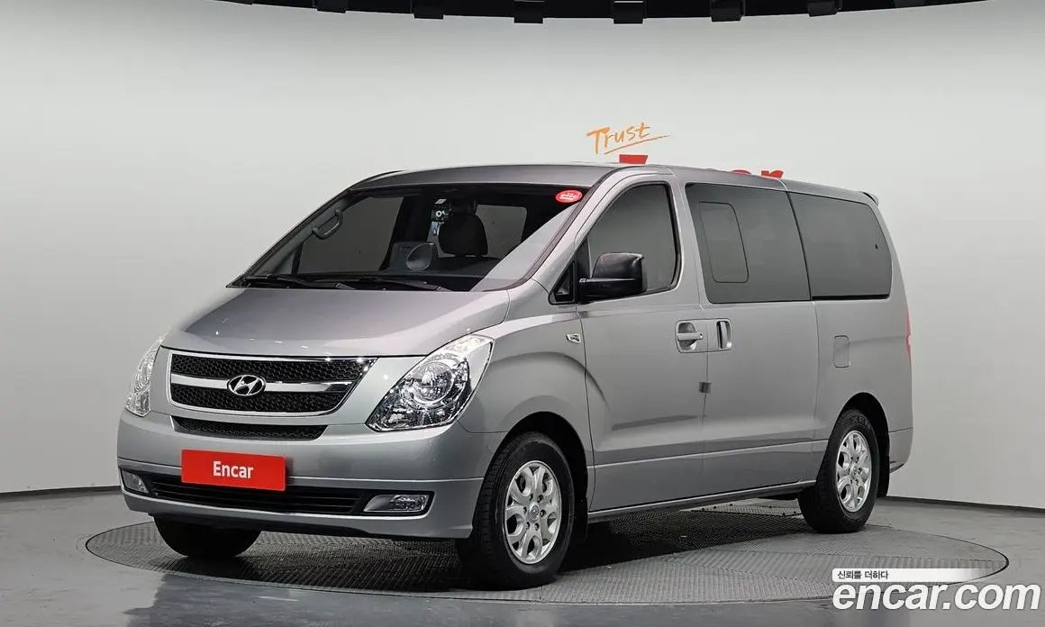 Hyundai Starex 2015 2.5 автомат (гидро), фото 1 Hyundai Starex 2015 2.5 автомат (гидро), фото 1