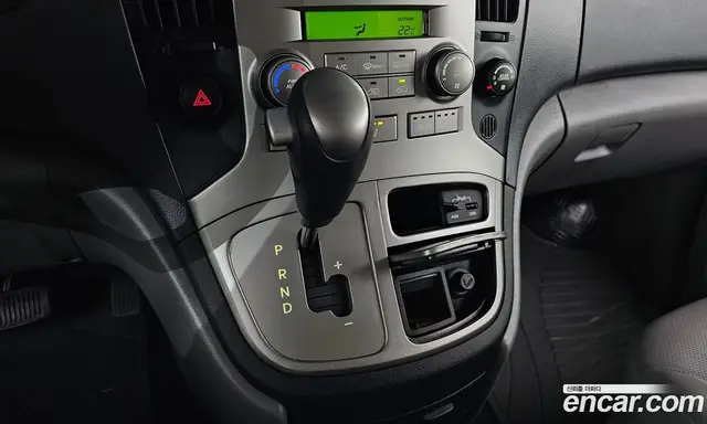 Hyundai Starex 2015 2.5 автомат (гидро), миниатюра 12
