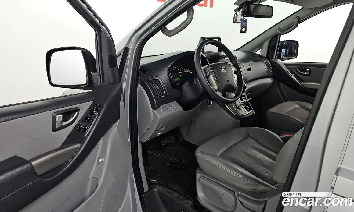 Hyundai Starex 2015 2.5 автомат (гидро), фото 13 Hyundai Starex 2015 2.5 автомат (гидро), фото 13