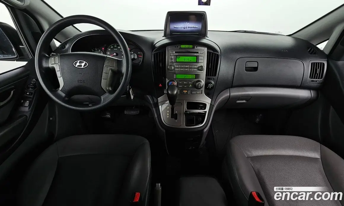 Hyundai Starex 2015 2.5 автомат (гидро), фото 10 Hyundai Starex 2015 2.5 автомат (гидро), фото 10
