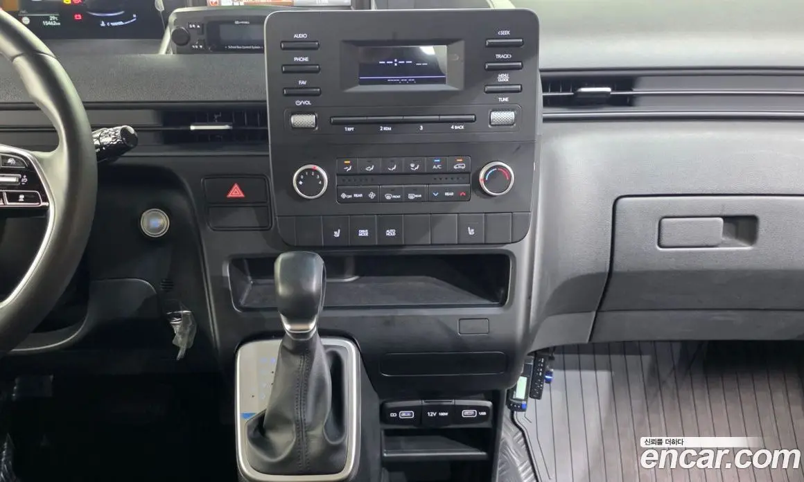Hyundai Staria 2021 3.5 автомат (гидро), фото 20