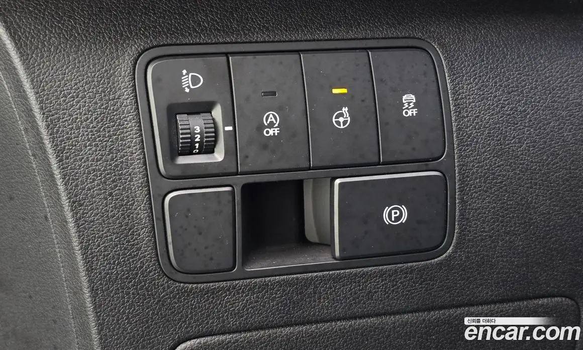 Hyundai Staria 2021 2.2 автомат (гидро), фото 14