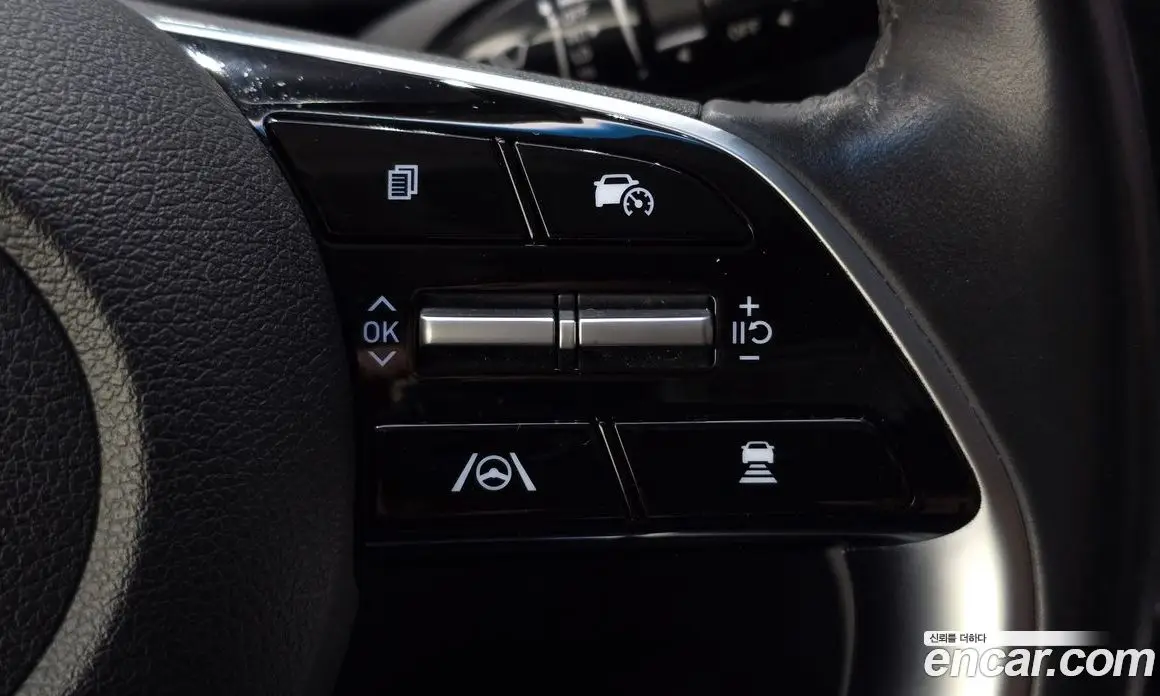 Hyundai Staria 2021 2.2 автомат (гидро), фото 17