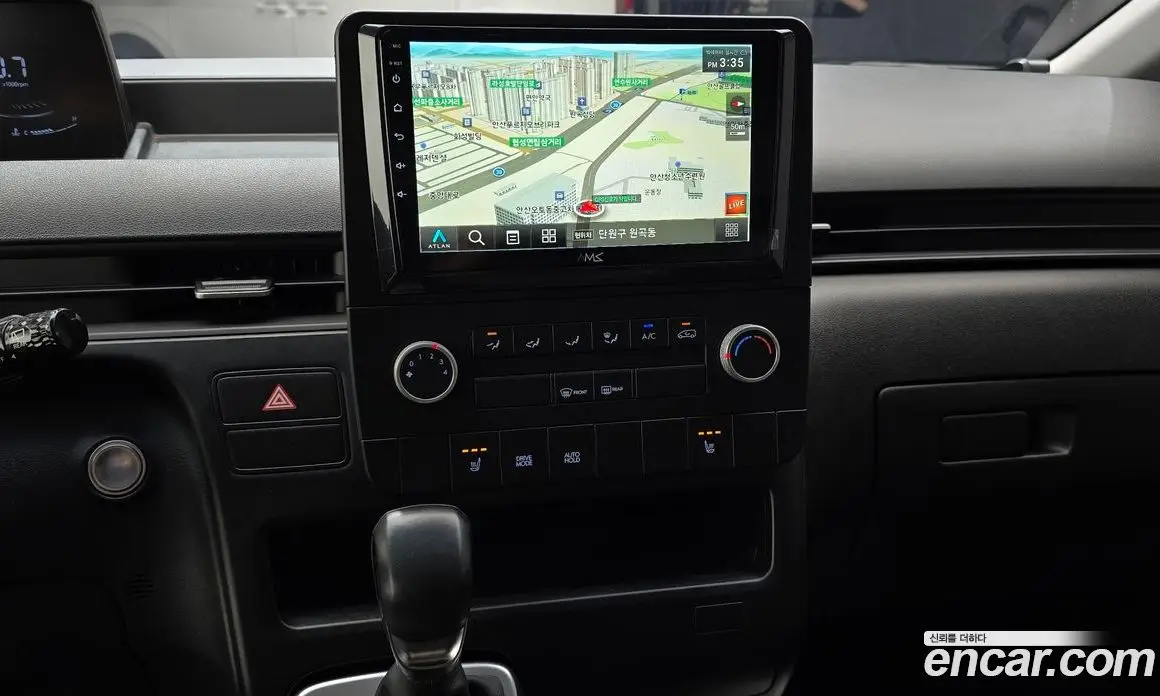 Hyundai Staria 2021 2.2 автомат (гидро), фото 18