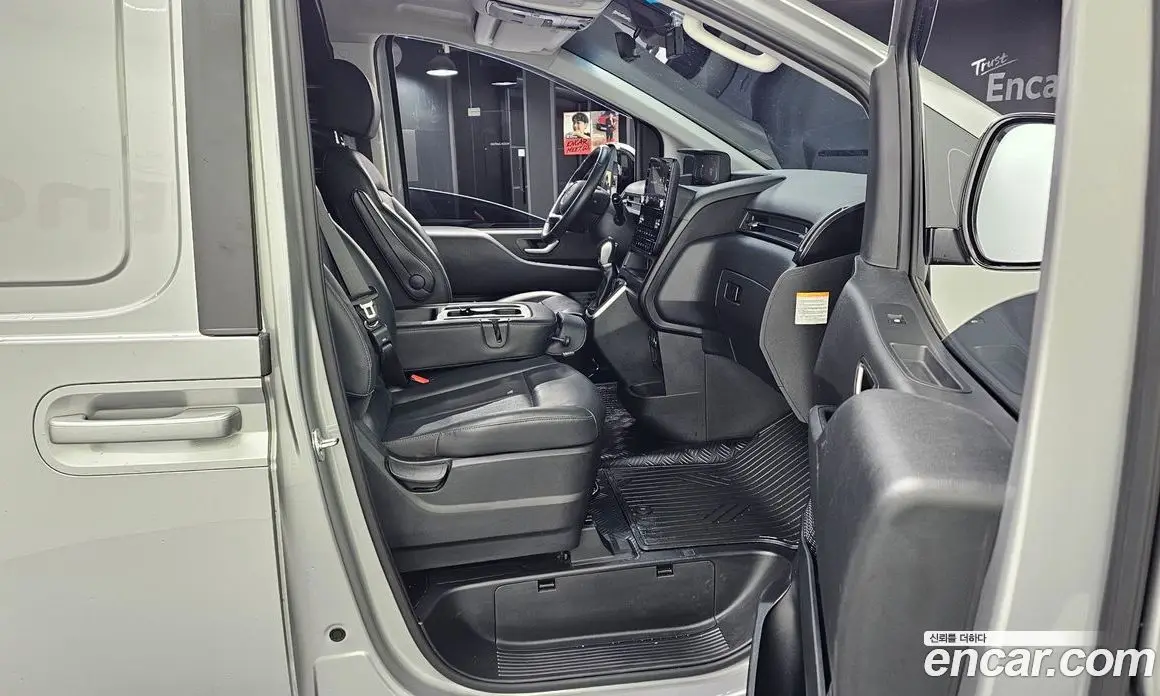 Hyundai Staria 2024 1.6 автомат (гидро), фото 15 Hyundai Staria 2024 1.6 автомат (гидро), фото 15