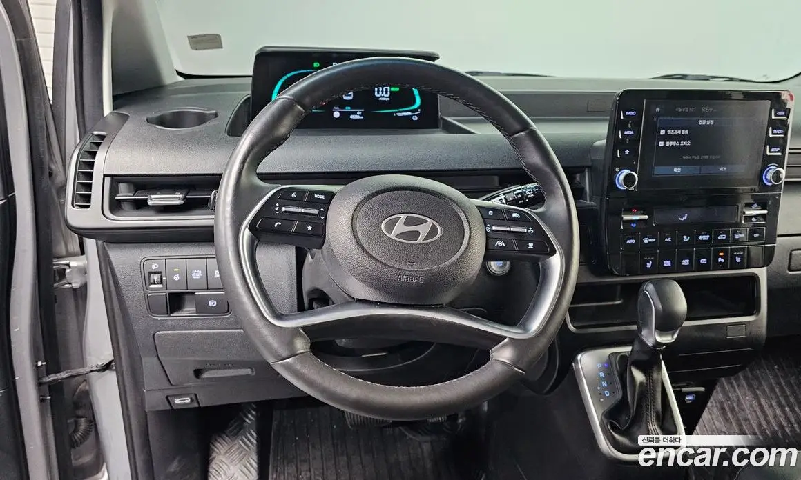 Hyundai Staria 2024 1.6 автомат (гидро), фото 17 Hyundai Staria 2024 1.6 автомат (гидро), фото 17