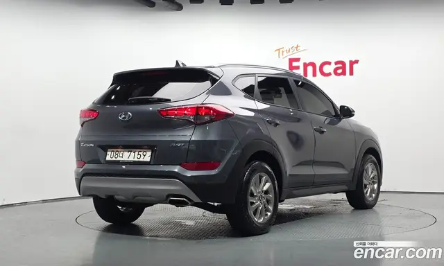 Hyundai Tucson 2017 1.7 автомат (гидро), миниатюра 2 Hyundai Tucson 2017 1.7 автомат (гидро), миниатюра 2
