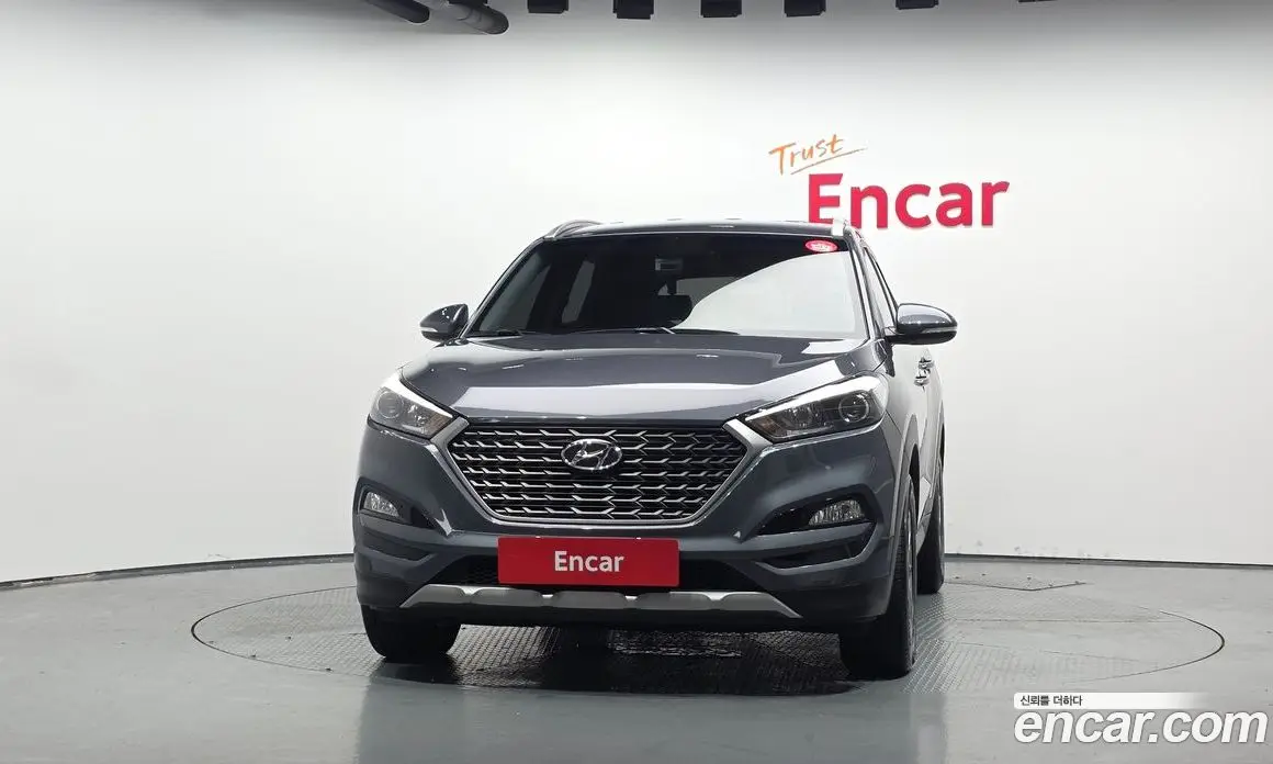 Hyundai Tucson 2017 1.7 автомат (гидро), фото 3 Hyundai Tucson 2017 1.7 автомат (гидро), фото 3