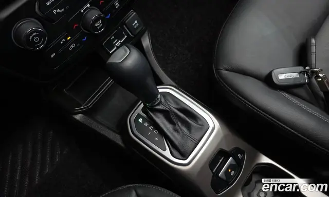 Jeep Renegade 2021 2.4 автомат (гидро), миниатюра 11
