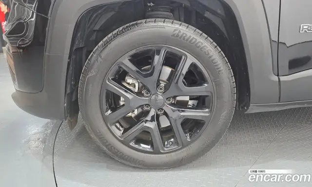 Jeep Renegade 2022 1.3 автомат (гидро), миниатюра 5 Jeep Renegade 2022 1.3 автомат (гидро), миниатюра 5