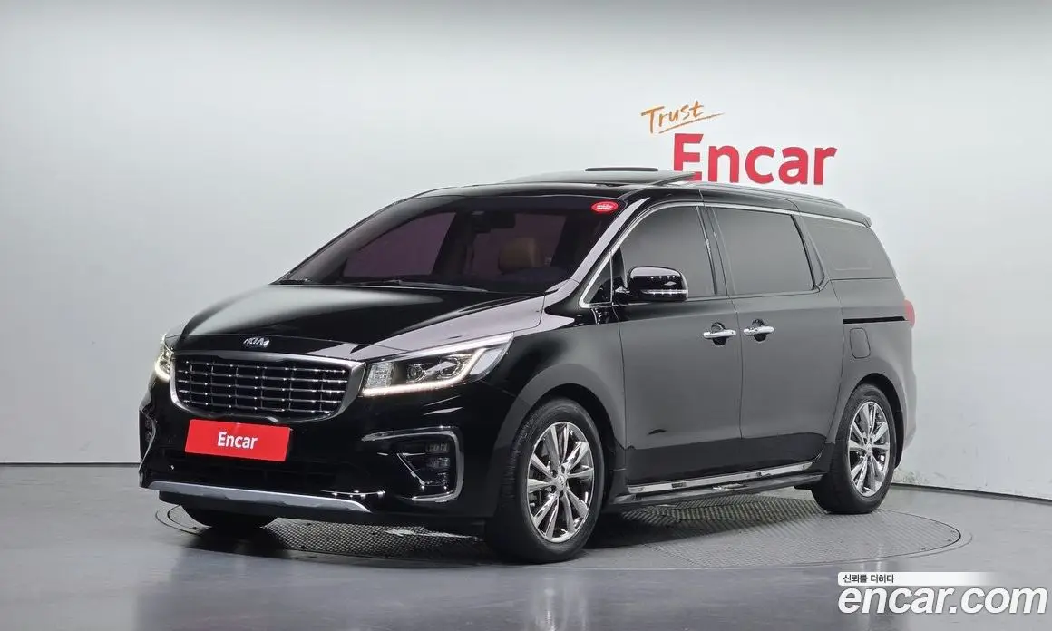 Kia Carnival 2018 2.2 автомат (гидро), фото 1 Kia Carnival 2018 2.2 автомат (гидро), фото 1