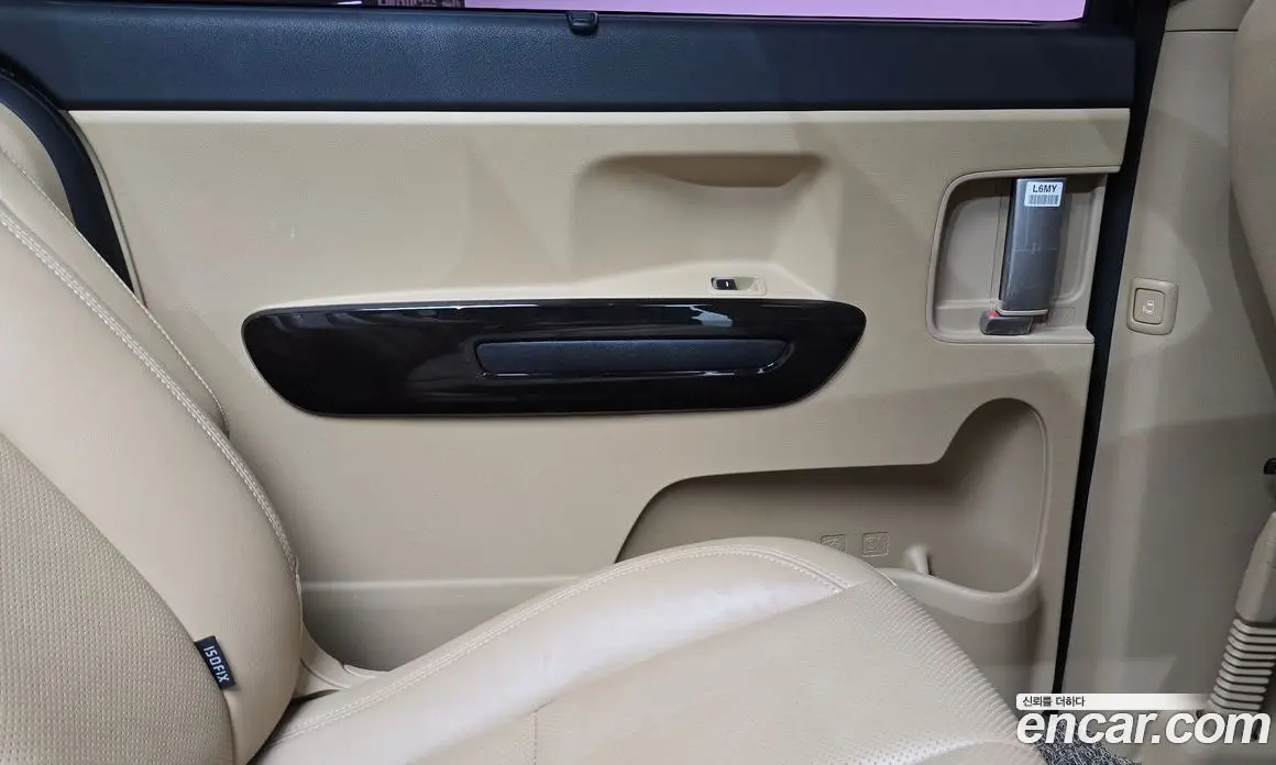 Kia Carnival 2018 2.2 автомат (гидро), фото 15 Kia Carnival 2018 2.2 автомат (гидро), фото 15