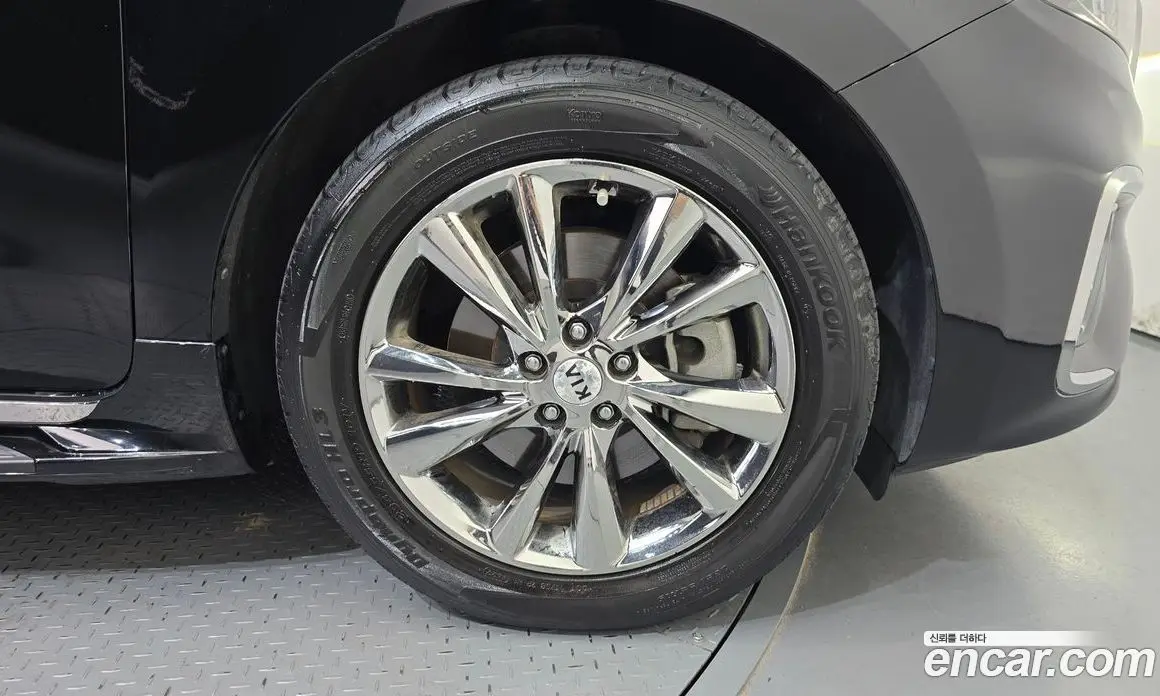 Kia Carnival 2018 2.2 автомат (гидро), фото 7 Kia Carnival 2018 2.2 автомат (гидро), фото 7