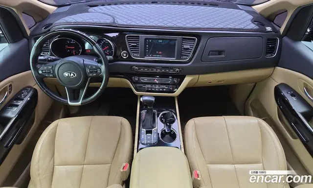 Kia Carnival 2018 2.2 автомат (гидро), миниатюра 10 Kia Carnival 2018 2.2 автомат (гидро), миниатюра 10